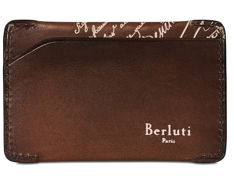 Berluti  تطلق مجموعة استثنائية من الجلد الفاخر لموسم الأعياد المقبل