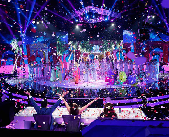 العروض المباشرة من "The X Factor" تنطلق وسط أجواء الق ليلة وليلة