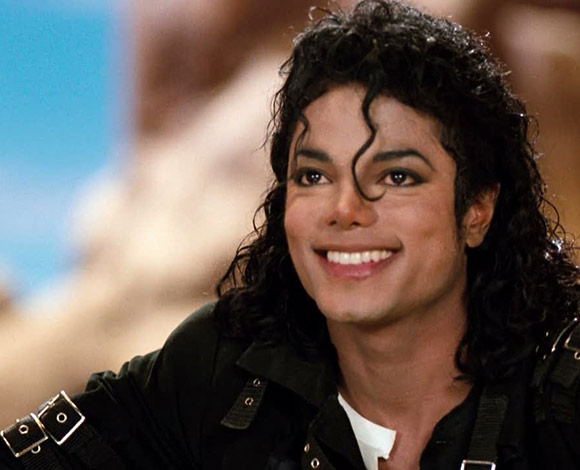 نجوم فارقوا الحياة وما يزالون يكسبون المال