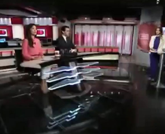 بالفيديو.. مذيعة قناة ال mbc تنفجر من الضحك على الهواء