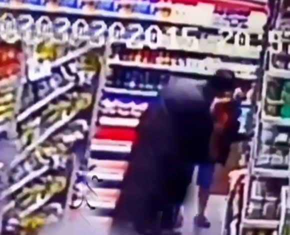 بالفيديو- فضيحة تهز الشارع السعودي