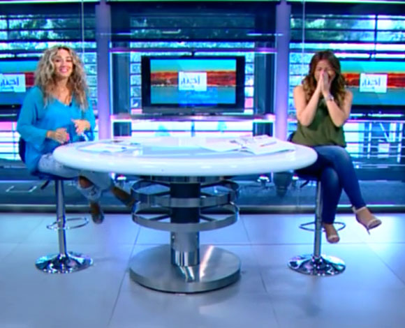 بالفيديو: هذا ما حصل مع مذيعة لبنانيّة على الهواء