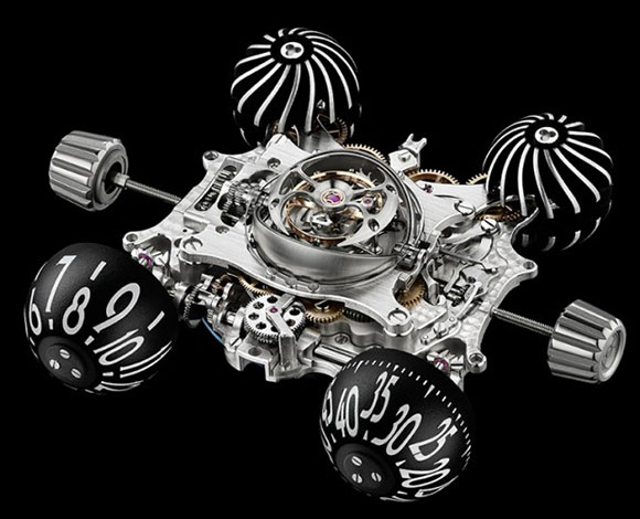 MB&F تطور ساعة HM6 RT الجديدة بعلبة من الذهب الأحمر