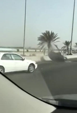 بالفيديو- أغرب حادث فيي السعودية !