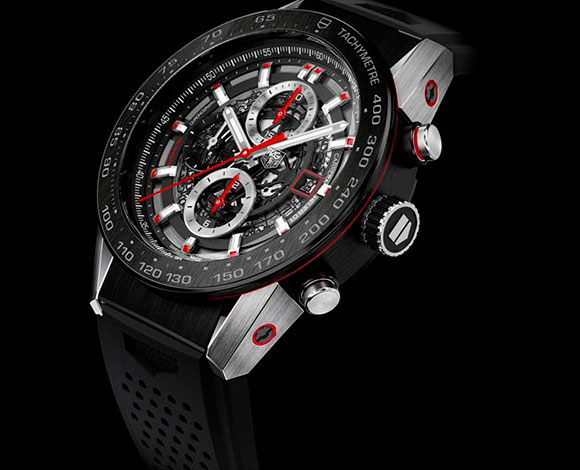 إليك الساعة التكنولوجية الأولى في العالم من Tag Heuer