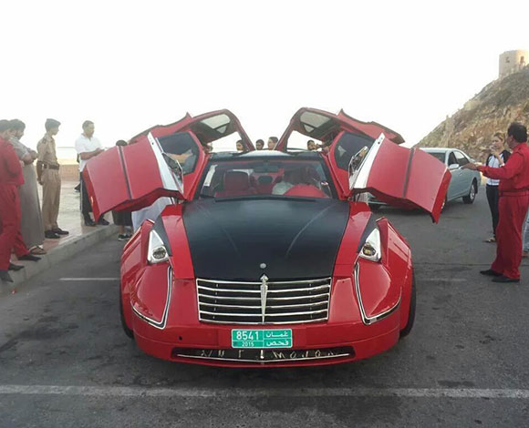 بالصور... أول سيارة كهربائية عمانية 100 بالـ100!