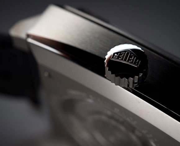 تاغ هوير تطلق ساعة Monaco Calibre 11 Edition Steve McQueen