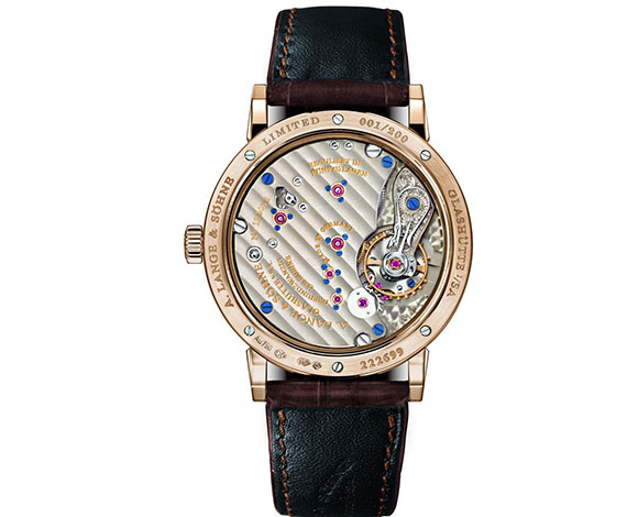 ساعة “200th Anniversary F. A. Lange” 8151 من الذهب العسلي اللون
