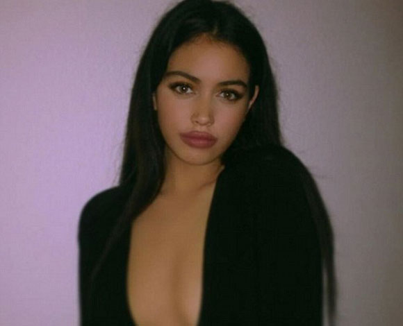 تغيرت حياتها كلياً بسبب جستن بيبر... ترى لماذا؟