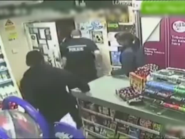 حقيقة السعودي الذي أنقذ أمريكية .. فيديو