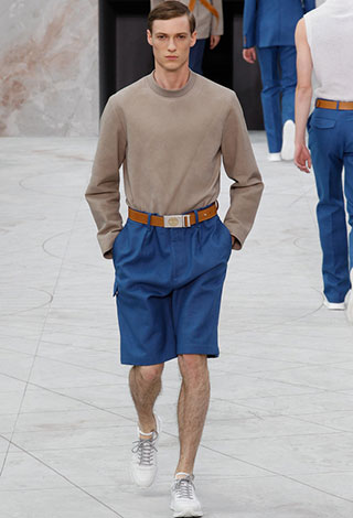 Volez, Voguez, Voyagez مع مجموعة Louis Vuitton الجديدة