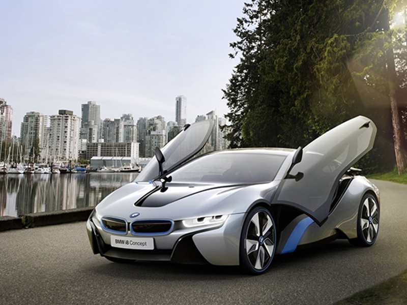 بالصور و بالفيديو  هذه أفخم 10 سيارات BMW غزت الشوارع والمعارض