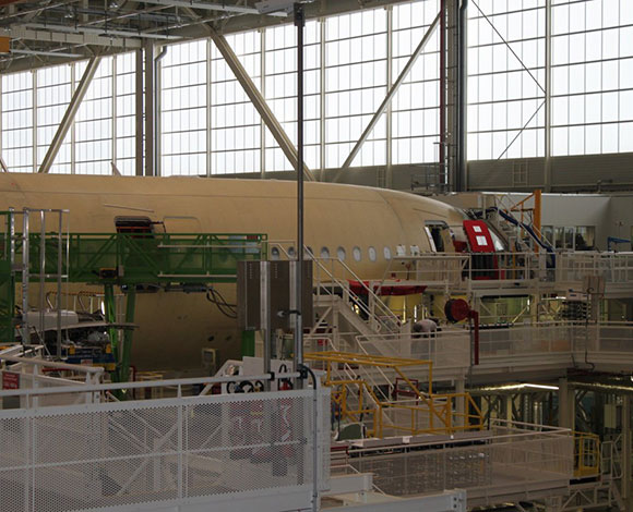 "Airbus 350 XWB" الطائرة النفاثة الأولى من نوعها 