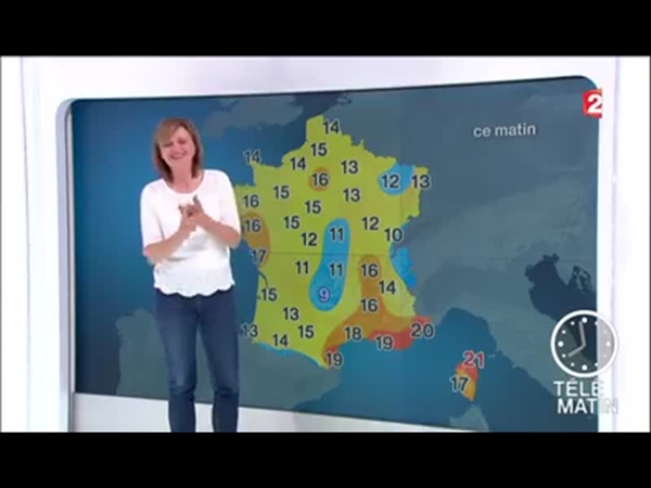 تعرضت لموقف محرج على الهواء مباشرة .. وأنقذها زميلها