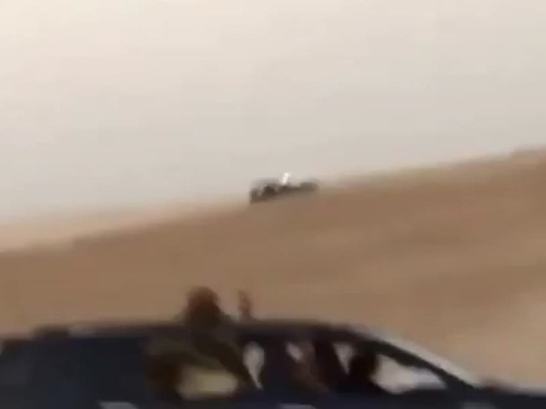 شاهد ماذا حدث لشاب وفتاة يمارسان التطعيس