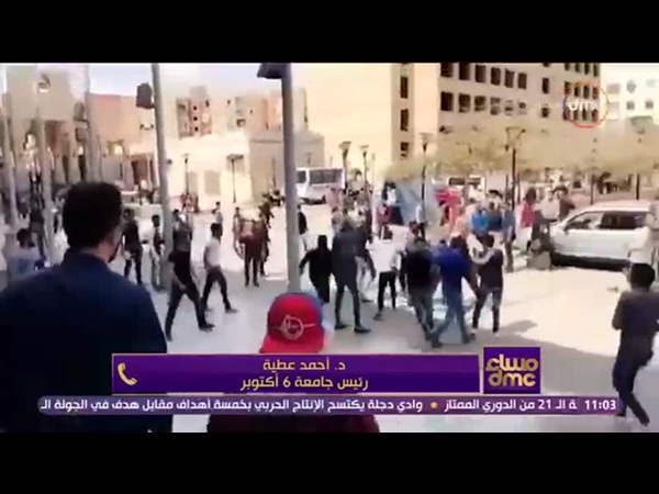 شاهد هذه المذيعة وهي تتعرض للإحراج على الهواء مباشرة