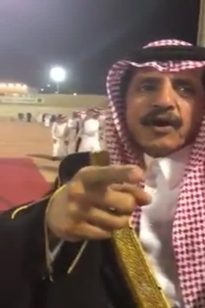 أكبر هدية تخرج يتلقاها هذا الشاب المحظوظ .. فيديو
