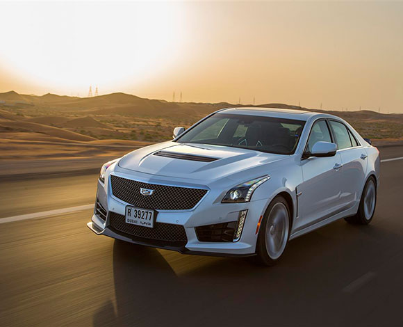 كاديلاك CTS-V 2016 قدرات حقيقية للقيادة ضمن الحلبات