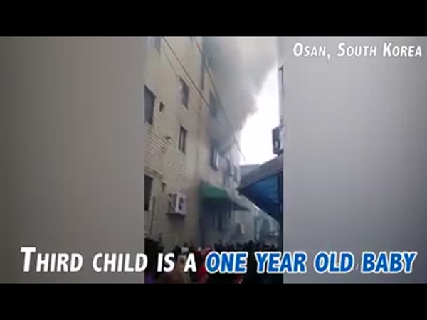 لماذا ألقت هذه السيدة أطفالها من نافذة المنزل