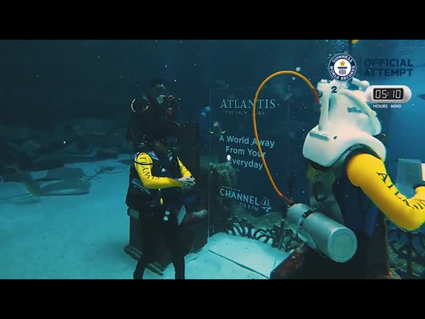 يحصد لقب في موسوعة غينيس بدبي .. وهذا هو ما قام به .. فيديو