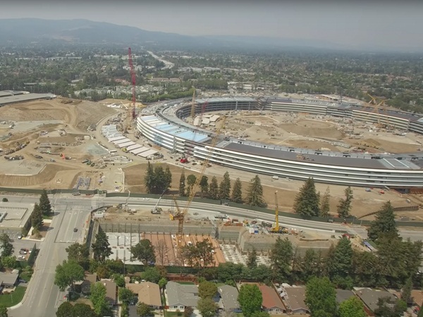 مبنى آبل الجديد يكلف حوالي 5 مليار دولار .. ويولد الكهرباء بالطاقة الشمسية