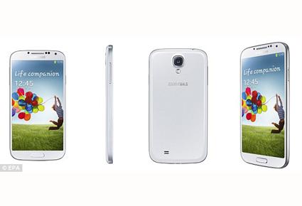 رائد يكشف تفاصيل S4 Galaxy الجديد من سامسنونغ