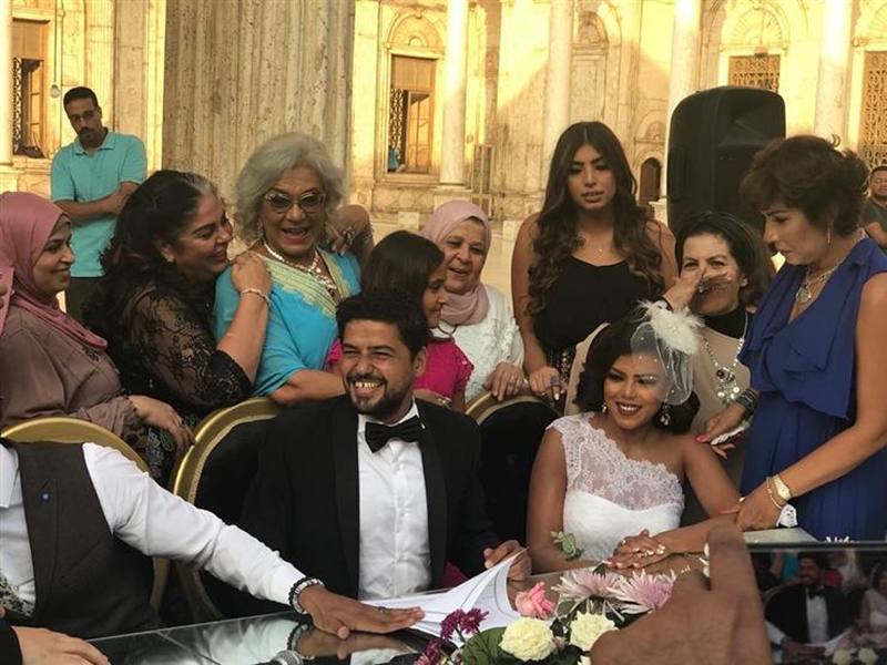 بالفيديو: اللقطات الأولى من عقد قران الفنانة "ناهد السباعي"