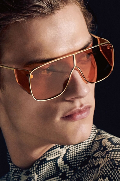 TOM FORD  تطلق مجموعة نظاراتها الجديدة لموسم ربيع وصيف 2019... مستوحات من أسلوب الخمسينيات