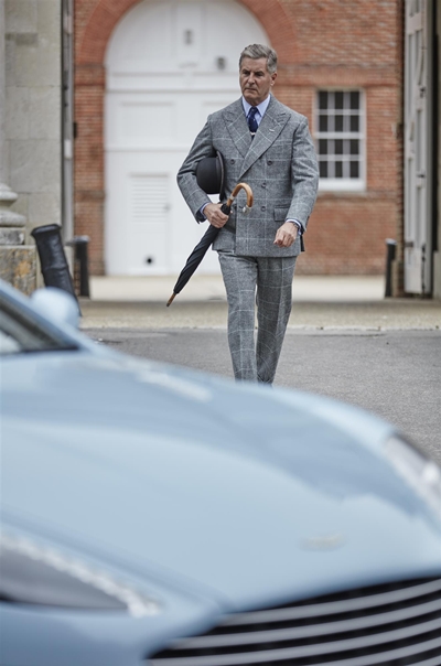 رؤية فريدة في ابتكارها: Hackett London تطلق النسخة المحدودة Aston Martin Q Rapide S