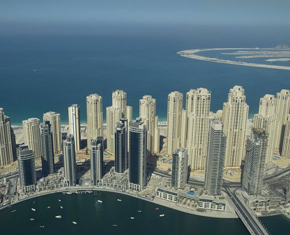 مدينة دبي تحتل المرتبة الأولى كأجمل مدينة من السماء