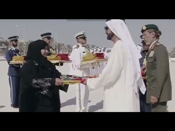 الشيخ محمد بن راشد يحتفل بعيد الأم على مواقع التواصل الإجتماعي