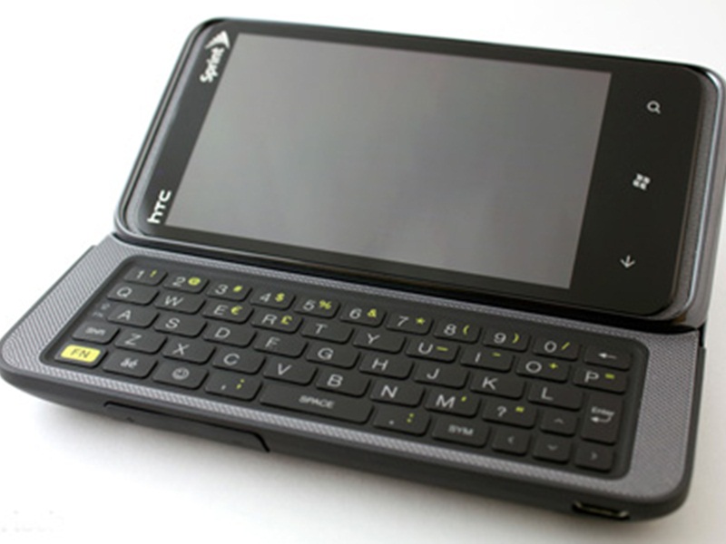 أفضل 10 هواتف بلوحة مفاتيح