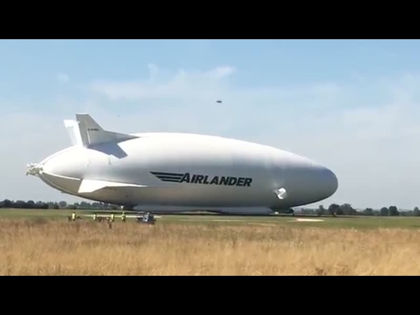 بالفيديو .. سقوط إير لاندر أكبر طائرة في العالم في الاختبار الثاني للإقلاع بها