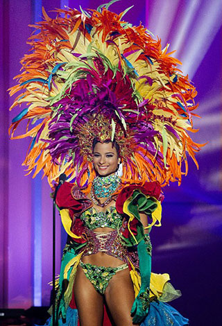 أجمل نساء العالم تفوز بلقب ملكة جمال الكون ... الكولومبية بولينا فيغا