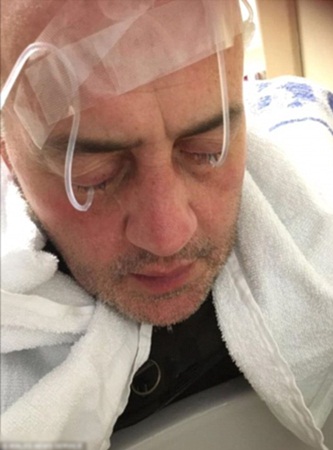 بالفيديو .. عاقب هذا الرجل لأن طعامه لم ينل إعجابه
