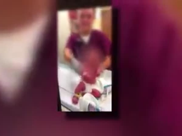 ممرضات مستشفى بأمريكا يتعاملن بحقارة مع المواليد .. فيديو