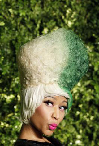 إليك بالصور أزياء النجمة "Nicki Minaj" 