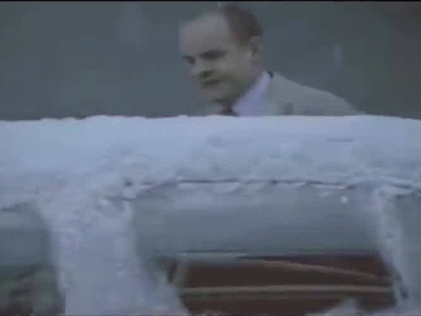 ماذا ستفعل إن كنت مكانه .. فيديو طريف
