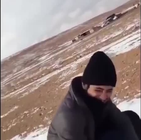 شاهد فرحة مواطني المملكة بهطول الثلوج