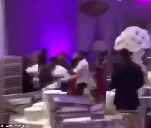 فيديو وصور فاضحة للعروس في حفل زفافها .. فيديو