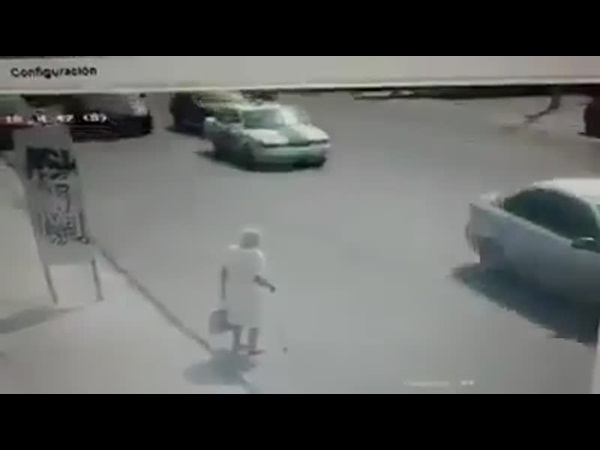 فيديو لرجل نتمنى أن يصبح جميع الرجال في أخلاقه