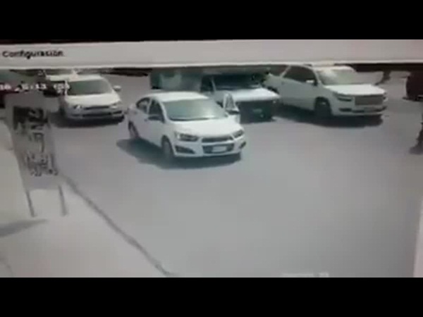 فيديو لرجل نتمنى أن يصبح جميع الرجال في أخلاقه