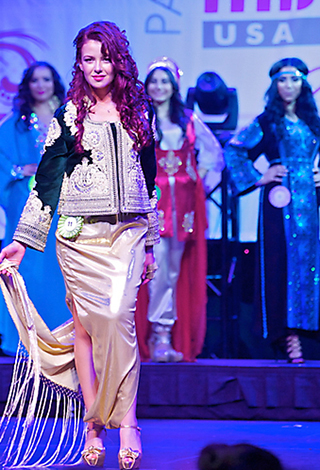 ملكة جمال العرب في أمريكا ... لبنانية