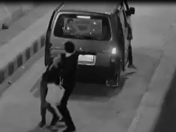 هل يمكنكم تقبّل هذا االأمر على سبيل الدعابة! إليكم الفيديو