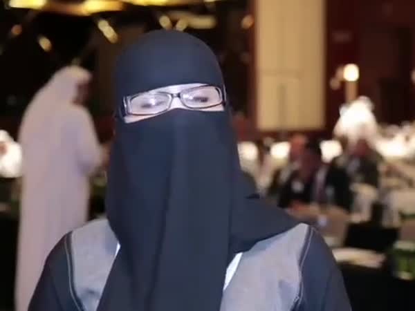 الغامدي خبيرة النانو وبائعة الشاورما .. في ملتقى تكنولوجيا السلامة في دبي