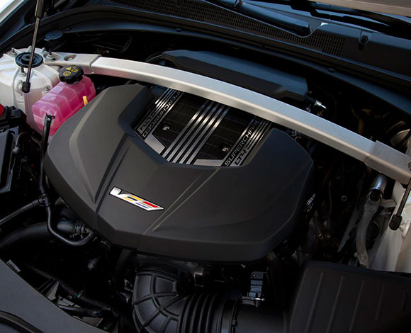 كاديلاك CTS-V 2016 قدرات حقيقية للقيادة ضمن الحلبات