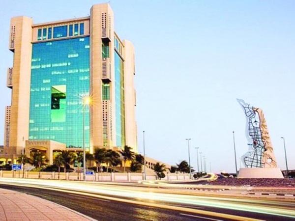 مغرد يتهم أمانة جدة بالفساد .. والأمانة تتقدم بشكوى