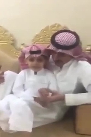 الإفراج عن الشاعر خلف المشعان بأمر من الأمير محمد بن سلمان