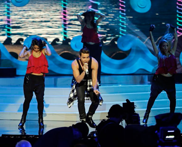 أجمل نساء العالم تفوز بلقب ملكة جمال الكون ... الكولومبية بولينا فيغا