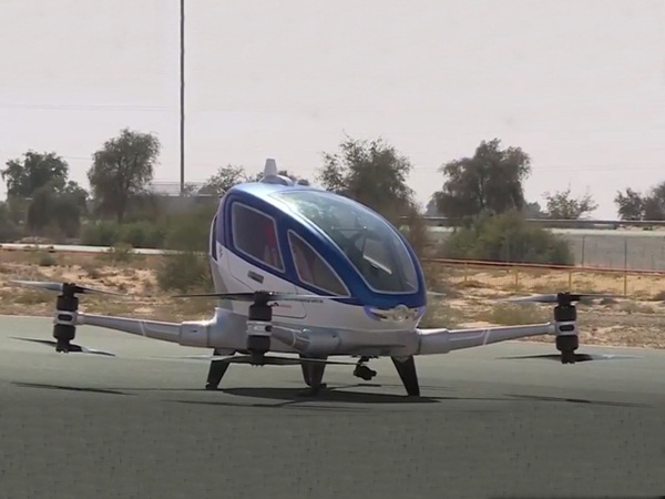 التاكسي الطائر .. الآن في الإمارت .. فيديو